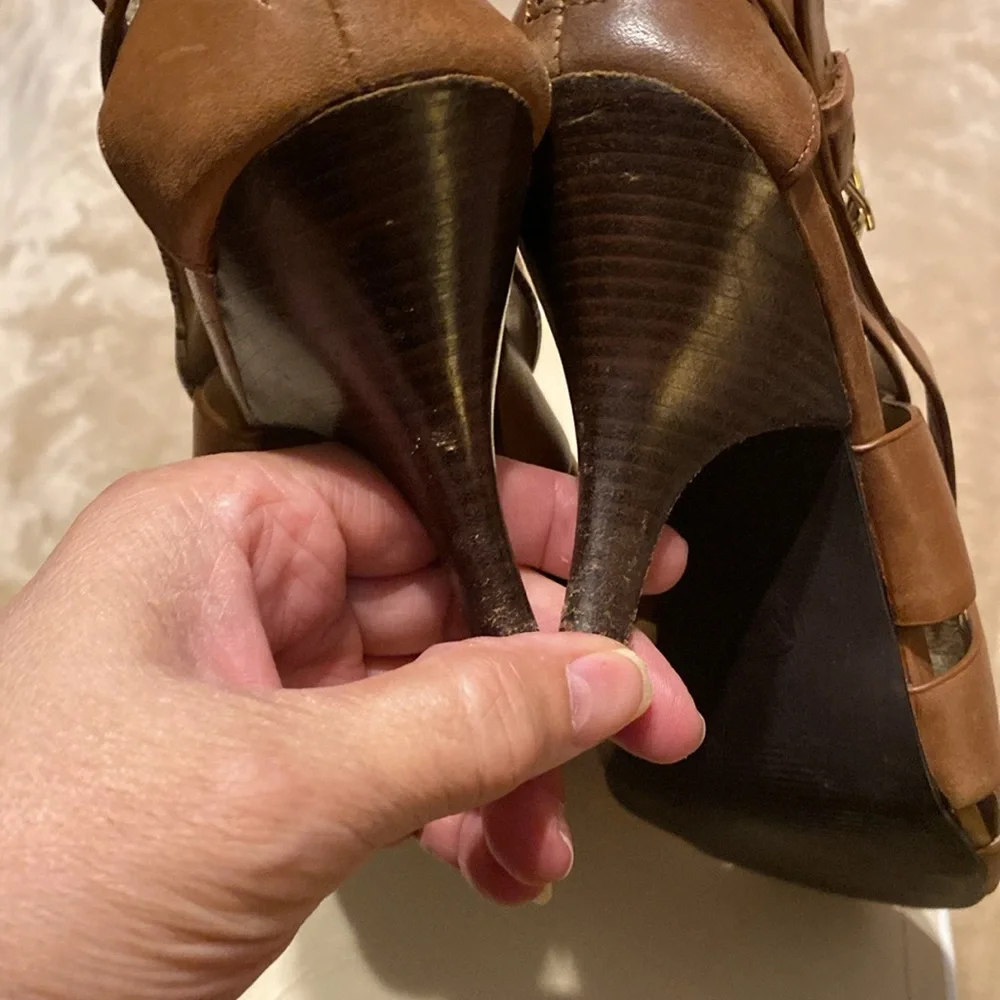 MICHAEL KORS ZOE SANDALS - Picture 5 of 14